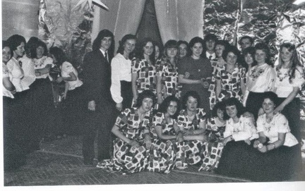 1975r., bal studniówkowy w technikum.