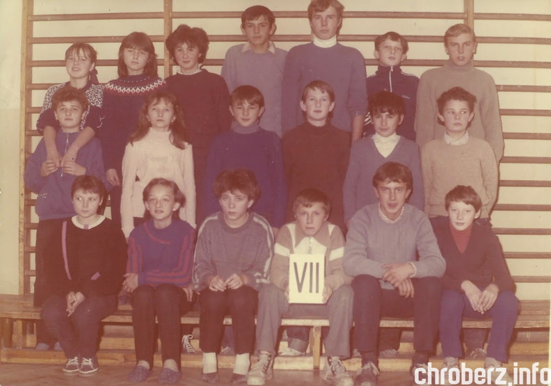 Klasa VII, rok szkolny 1987/1988. 
