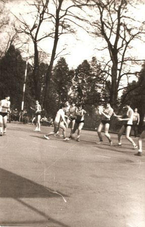 mecz z druzyna budowlani kielce 1980 elzbieta saletra nurkowska.jpeg